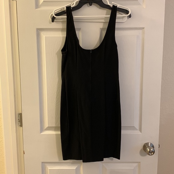 Little Black Dress - fitted - Picture 3 of 5